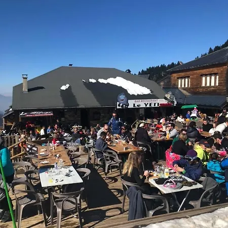 Pleine Nature Pied Pistes Piscine Chauffee 아파트 *