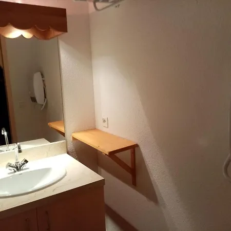 Pleine Nature Pied Pistes Piscine Chauffee アパート Ustou