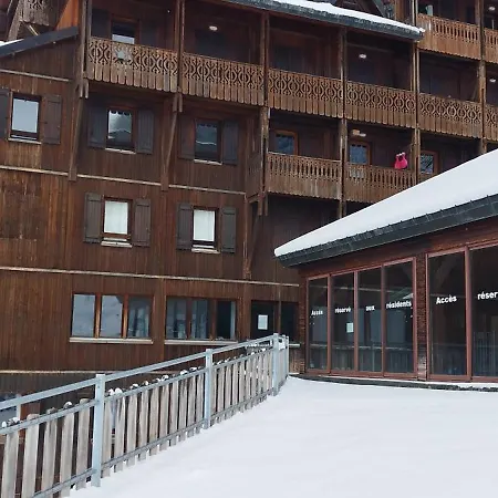 Pleine Nature Pied Pistes Piscine Chauffee *