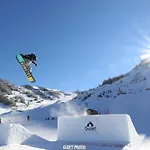Pleine Nature Pied Pistes Piscine Chauffee