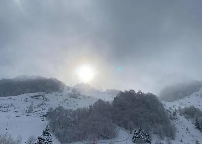 Pleine Nature Pied Pistes Piscine Chauffee * 우스투